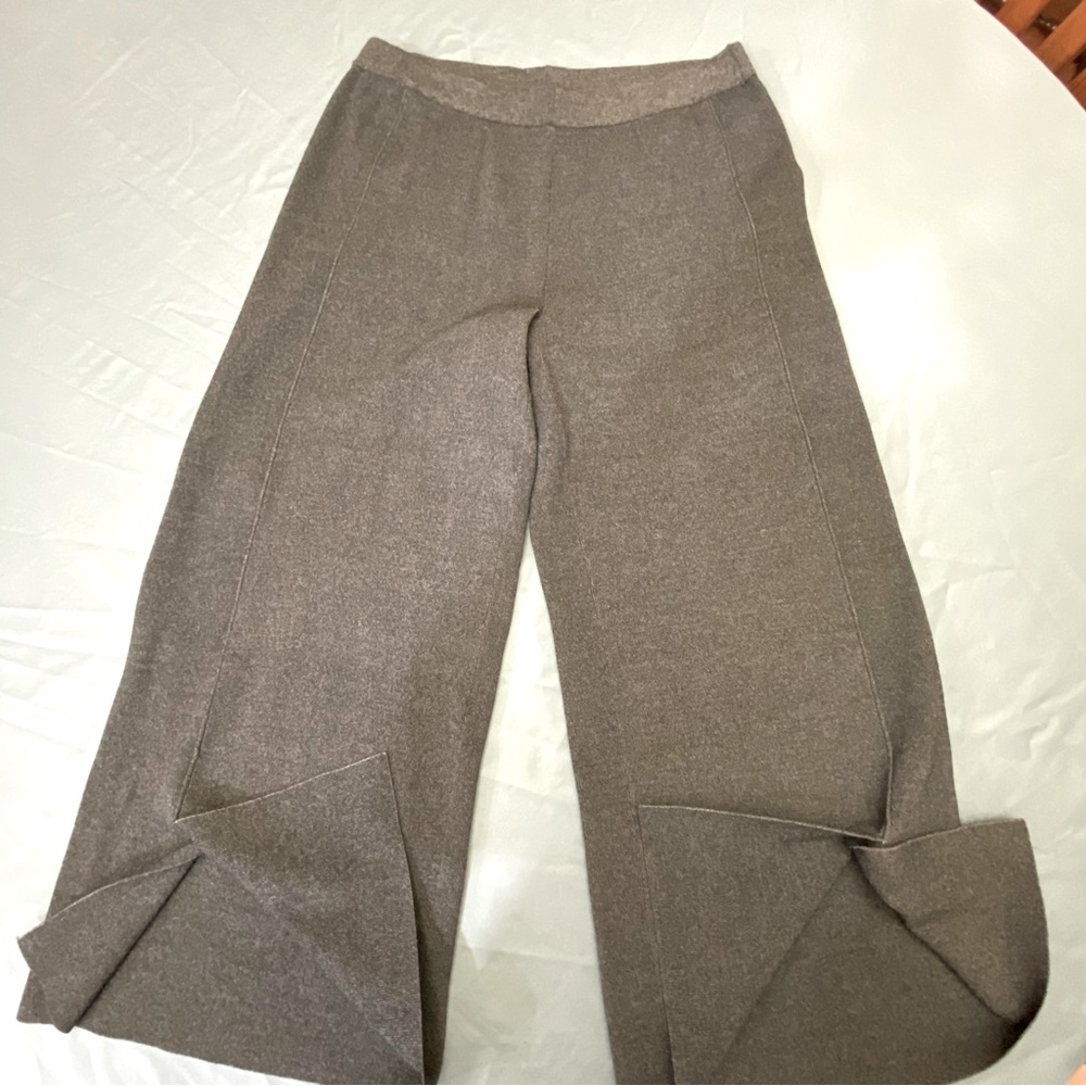 Yarns and Stitches Sz S crop pants and jacket